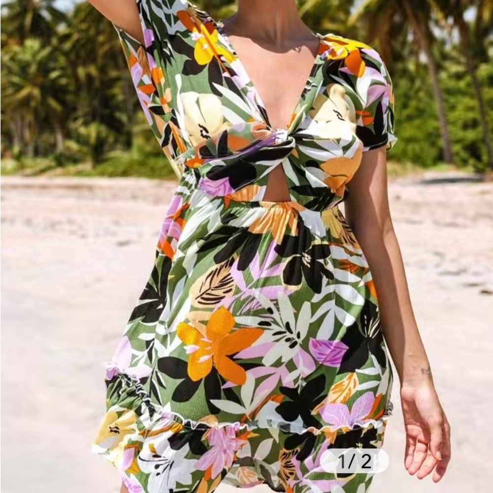 Cupshe NWT XL Marlen Floral Ruffle Tie Front Dress